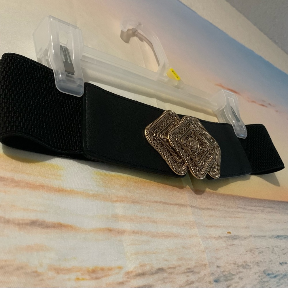 NWT Women’s Elastic Belt